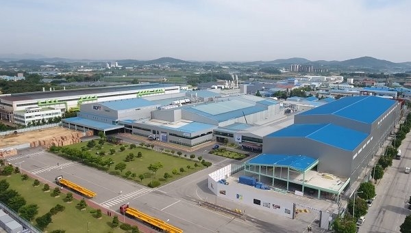 전북 정읍의 KCFT 공장 전경.